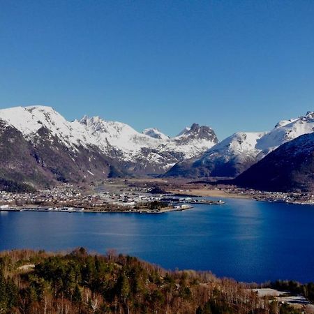 Andalsnes Sentrum 1-Room Apartment No3 Dış mekan fotoğraf
